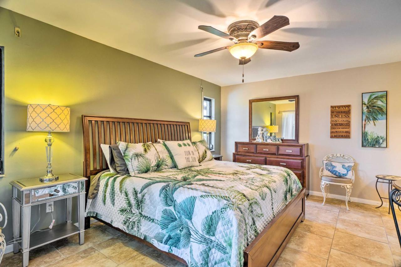 Pet-Friendly Fort Myers Home With Patio And Grill! Норт Форт Майерс Екстериор снимка